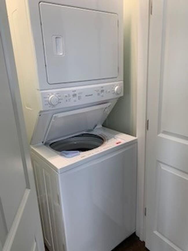 Foto del edificio - 1608 W Cary St