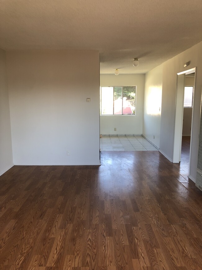 Building Photo - 2218 Lincoln Park Ave