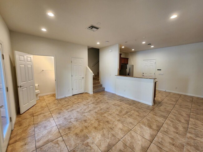 Foto del edificio - 106 Black Ironwood Rd