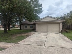 Building Photo - 4822 Roserock Ln