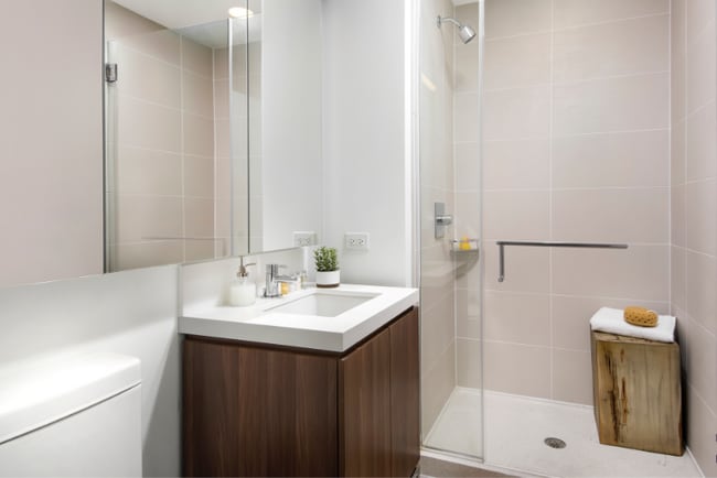 Building Photo - 145 E Lake St