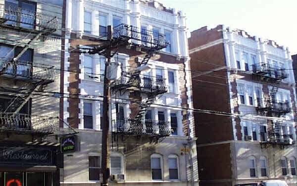 Building Photo - 5112 Hudson Ave