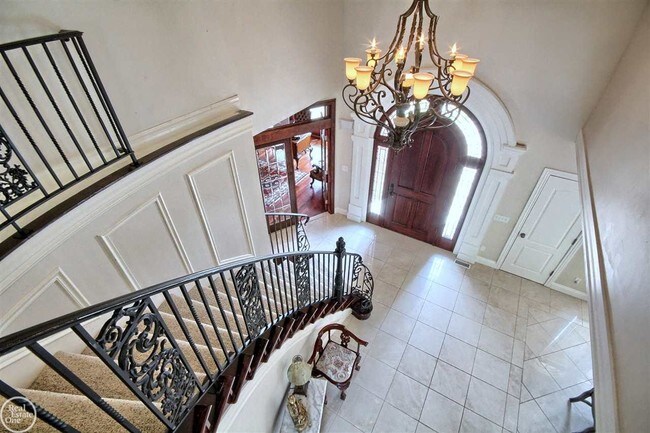 Building Photo - 6625 Valley Forge Dr