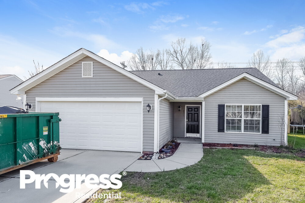 4905 Aldersbrook Dr, Monroe, NC 28110 House Rental in Monroe, NC