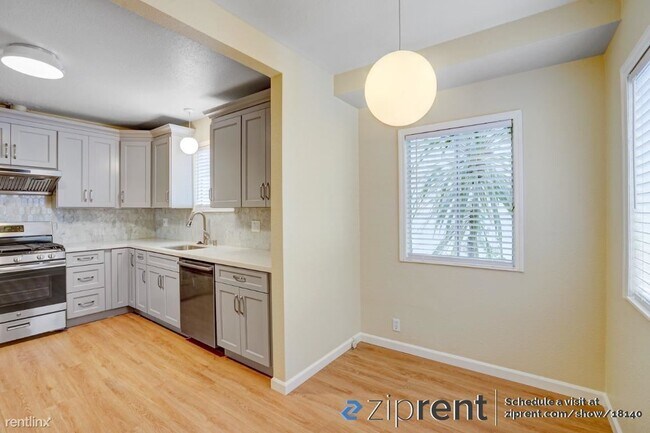 Foto del edificio - 2 br, 1 bath House - 488 Clifton St, Oakla...