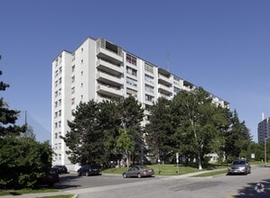 Building Photo - 287 Markland Drive