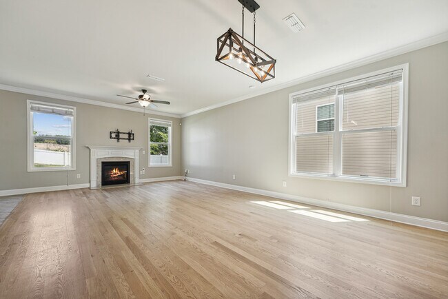 Building Photo - 4109 White Kestrel Dr