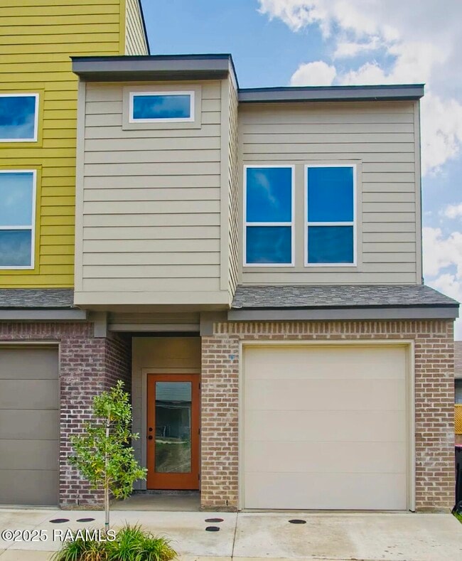 Building Photo - 513 Highland Park Ln