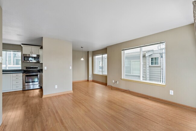 Foto del edificio - 8619 Delridge Way SW