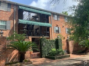 Building Photo - 2855 St Charles Ave