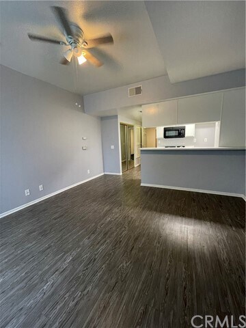 Building Photo - 100 N Glendora Ave