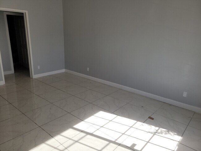 Sala de estar - 17449 Martha St