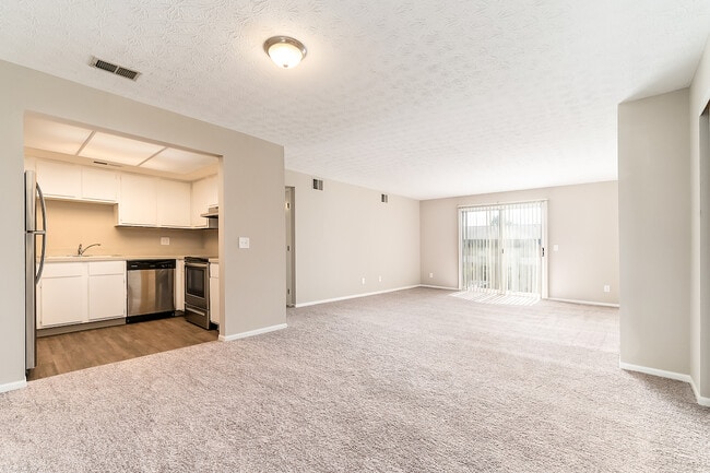 Building Photo - 2083 Park Run Dr