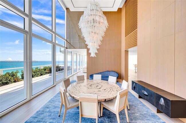 Foto del edificio - 9111 Collins Ave