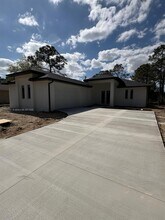 Building Photo - 727 Anaconda Ave S