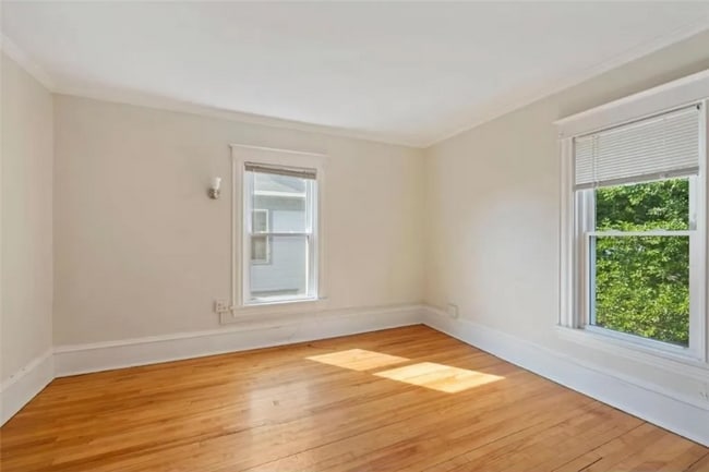 Foto del edificio - 2704 Aldrich Ave S