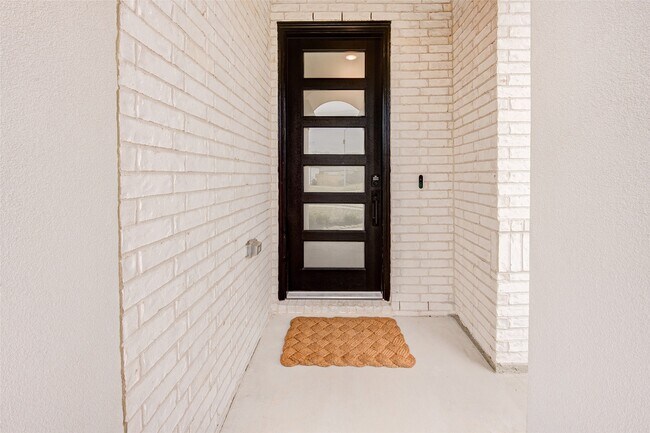 Foto del edificio - 4606 Wax Myrtle Ct