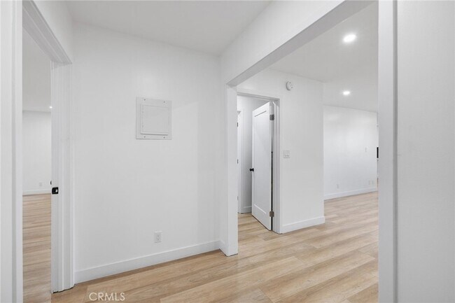 Building Photo - 17000 Burbank Blvd