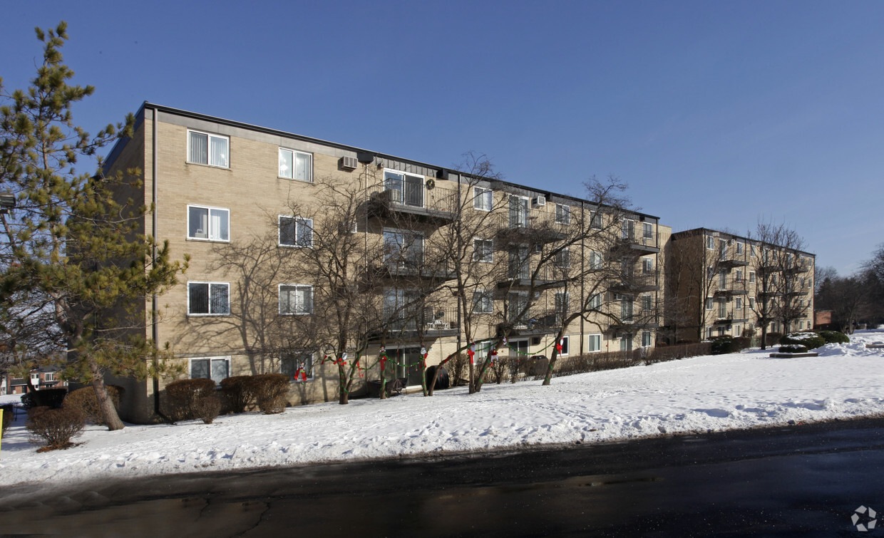 Foto principal - Brandenberry Park Condominiums