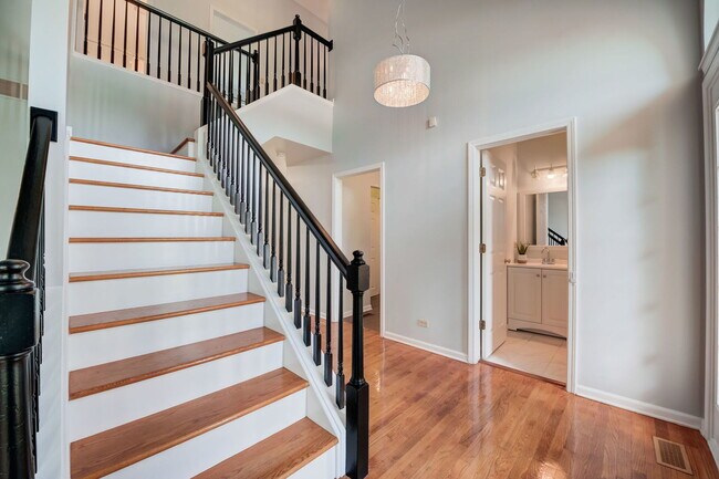 Building Photo - 1087 Camellia Pl