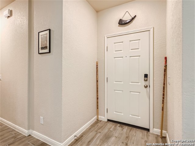 Building Photo - 2103 Island Cay