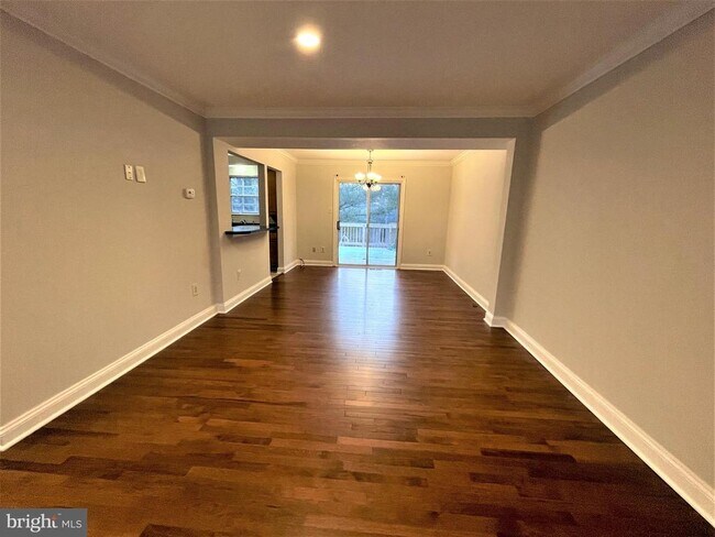Foto del edificio - 17626 Longview Ln