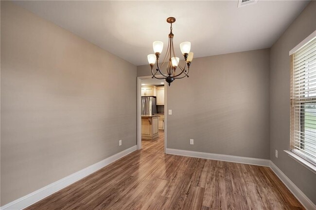 Building Photo - 211 Gilmore Cir SW