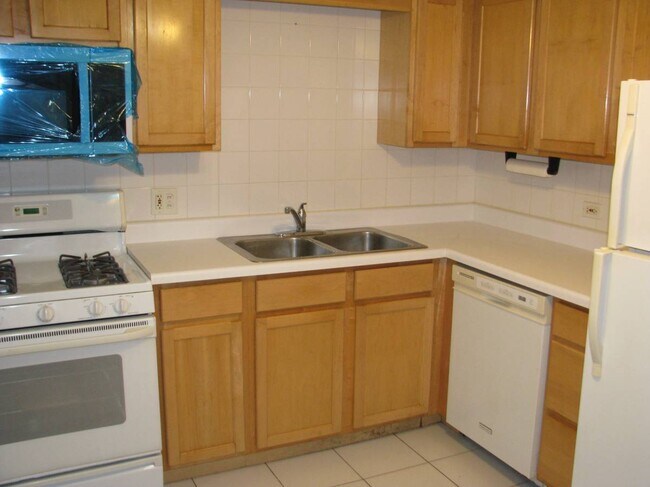 Foto del edificio - 5511 N Chester Ave