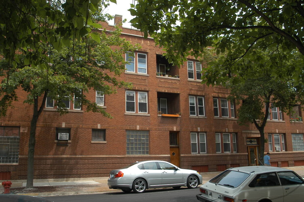 Primary Photo - 903 N Leavitt St