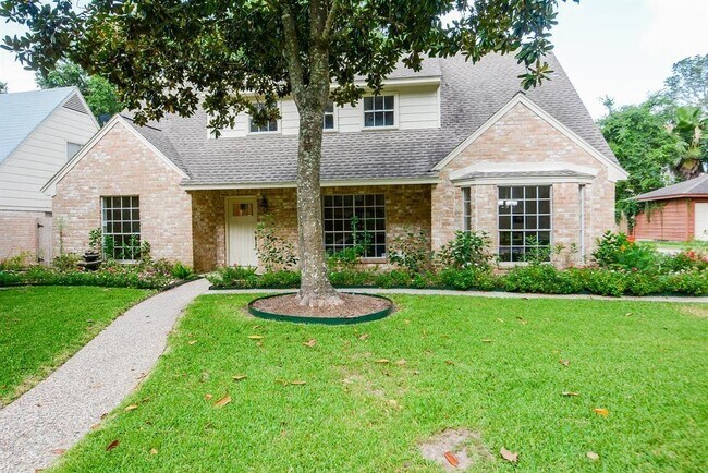Building Photo - 17319 Tall Cypress Dr