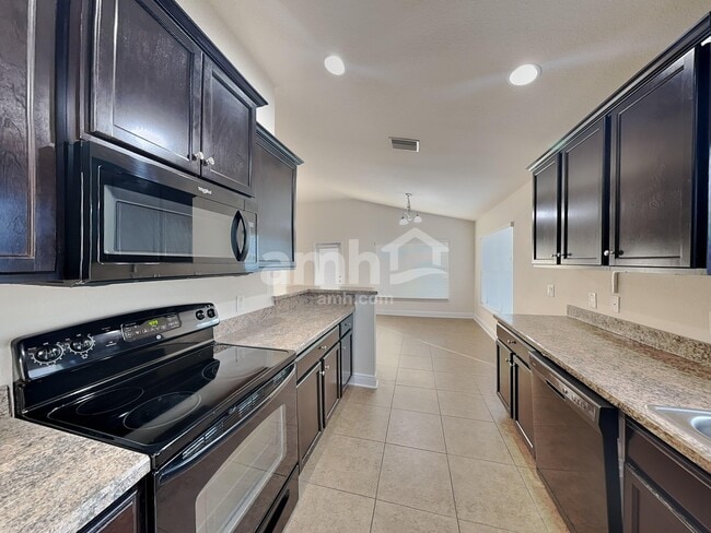 Foto del edificio - 10710 Standing Stone Dr