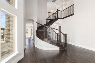 Building Photo - 2073 Trophy Dr