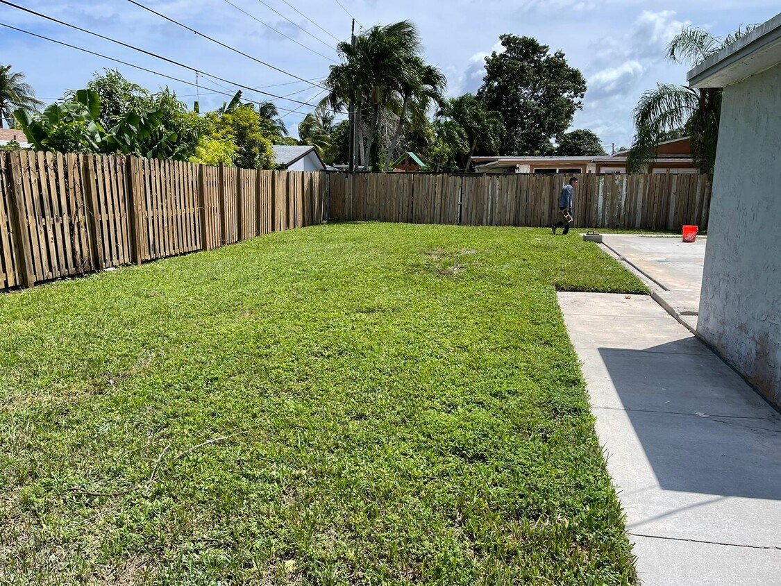 Foto principal - 1730 SW 64th Terrace