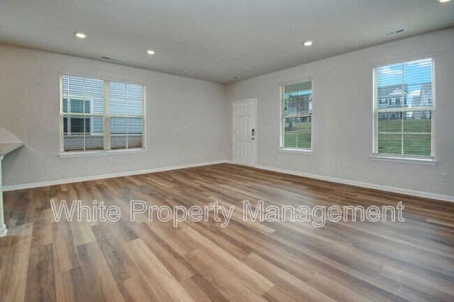 Foto del edificio - 3130 Glenn Hope Wy