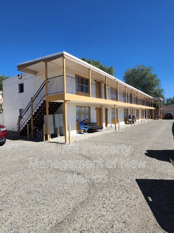 Building Photo - 510 N Wall Ave