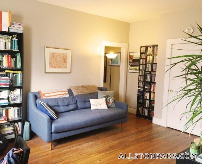 Photo - 11 Gorham St Apartment
