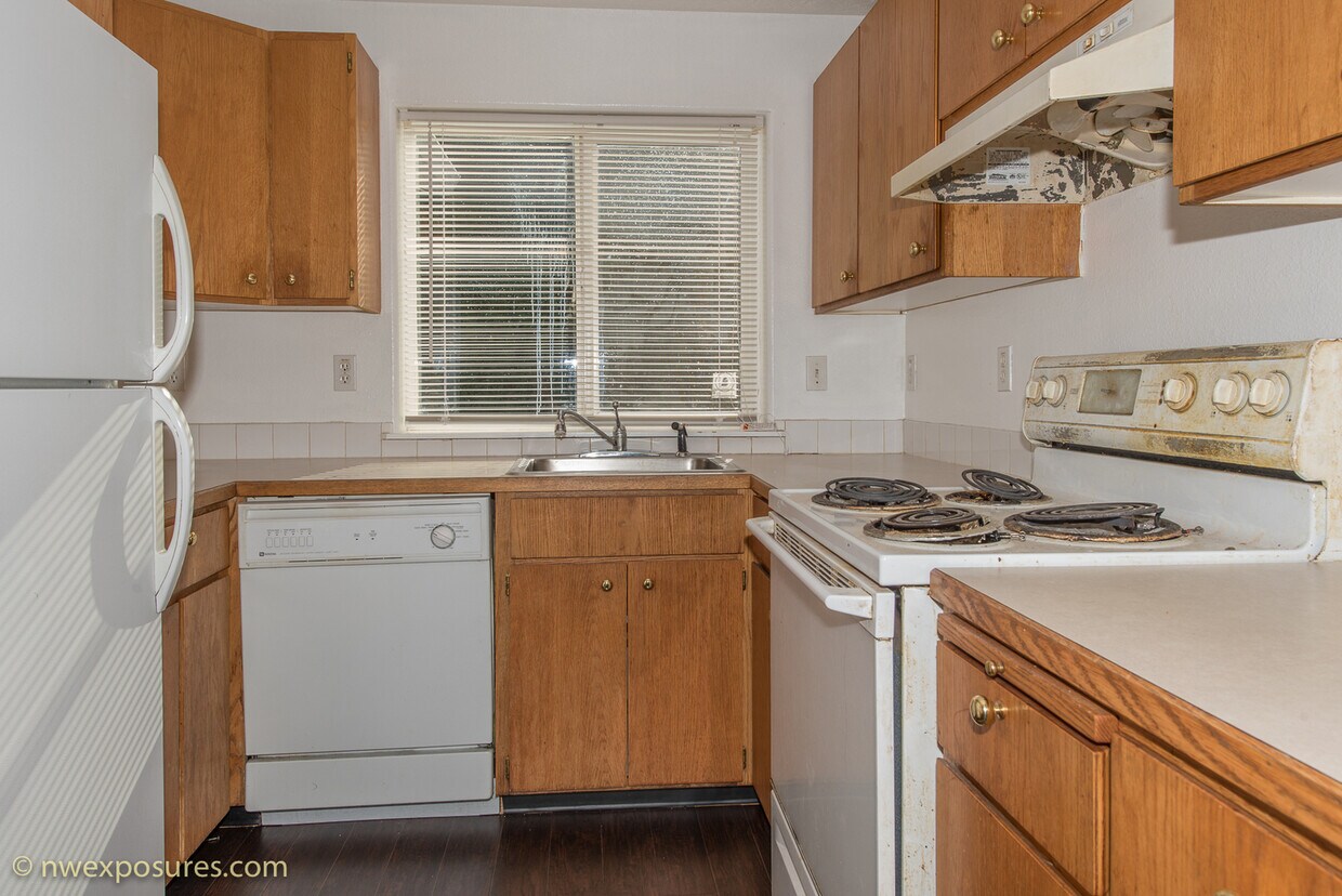 Primary Photo - 236SE106TH