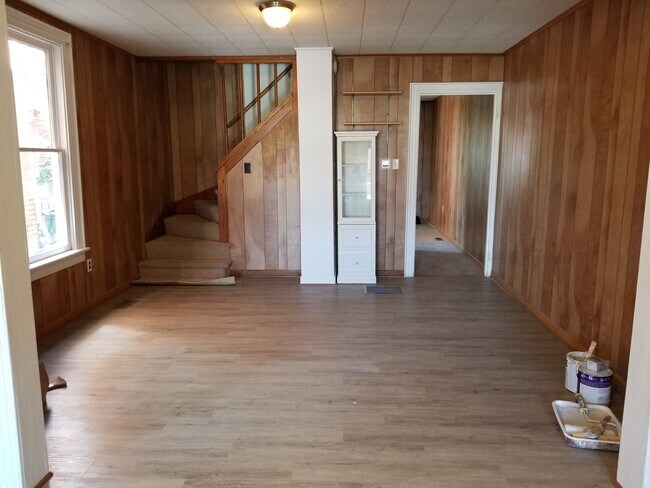 122 E. Hanover St - Dining Room - 122 E Hanover St