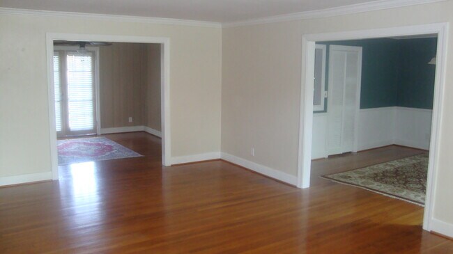 Foto del edificio - 1500 Meads Rd