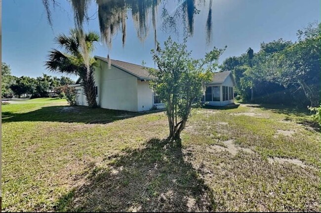 Foto del edificio - 33327 Fountain Ln