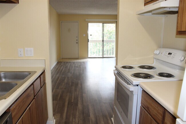 Foto del edificio - 3919 Fairmont Pkwy