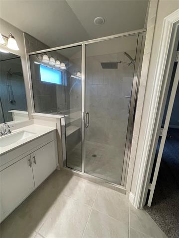 Foto del edificio - 560 Hutchinson Ln