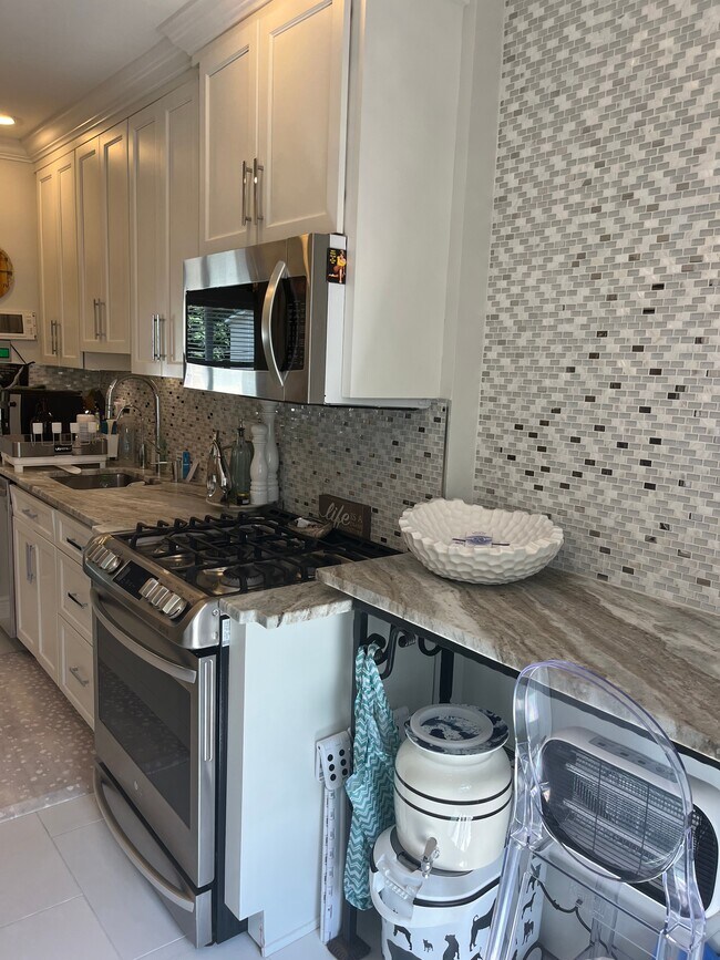Foto del edificio - 144 7th St
