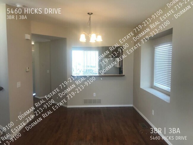 Building Photo - Beautiful 3 bedroom home near Ft Carson & ...