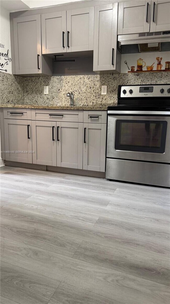 Foto del edificio - 2238 NW 5th St