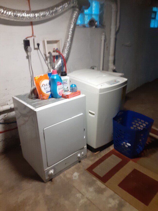 Foto del edificio - 2020 Highland Ave