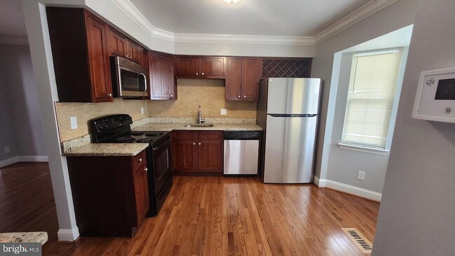 Building Photo - 6044 St Moritz Dr