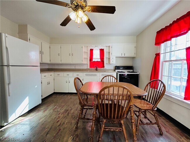 Foto del edificio - 1828 4th St