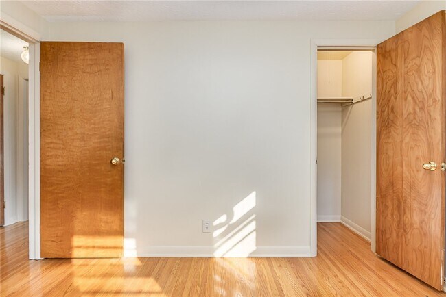 Foto del edificio - 16 Summit St