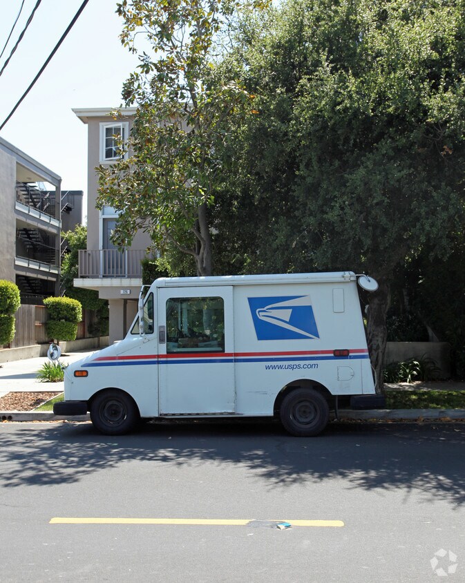 Foto del edificio - 726 Elm St